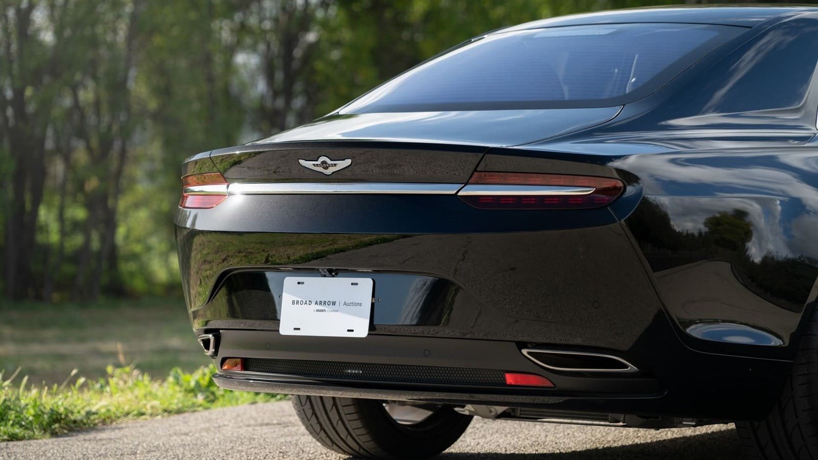 2017 - ASTON MARTIN LAGONDA TARAF, foto 23