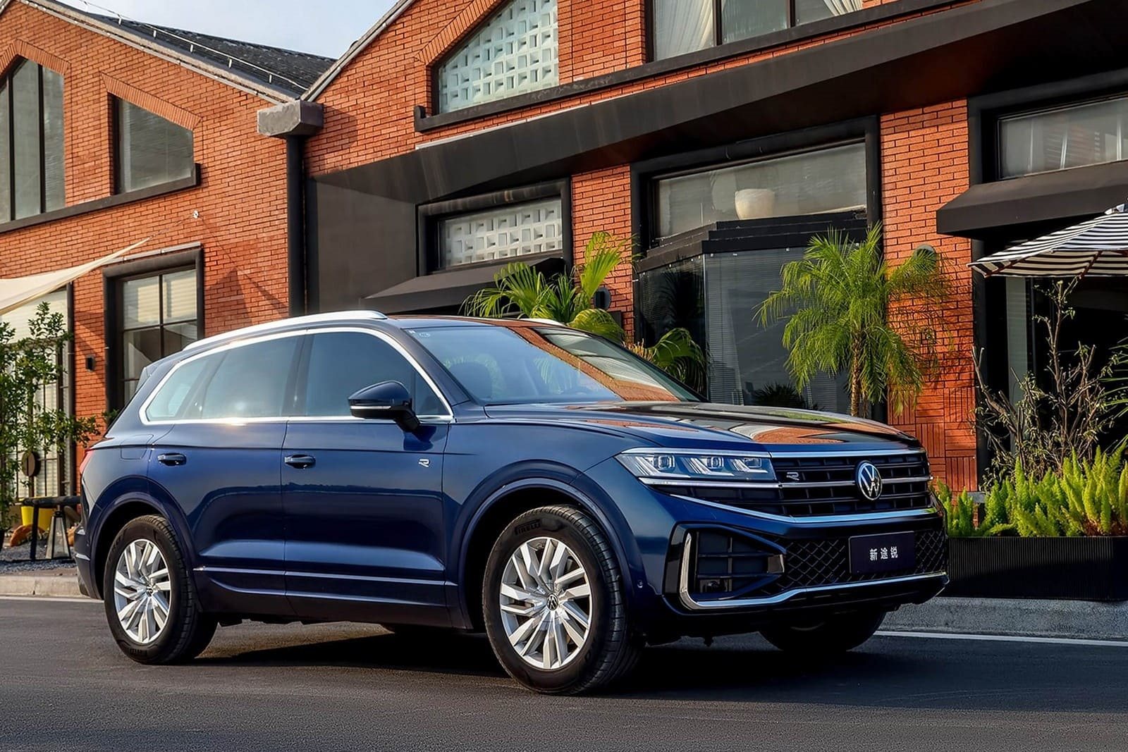 2026 - VOLKSWAGEN TOUAREG R CROSS EDITION, foto 3