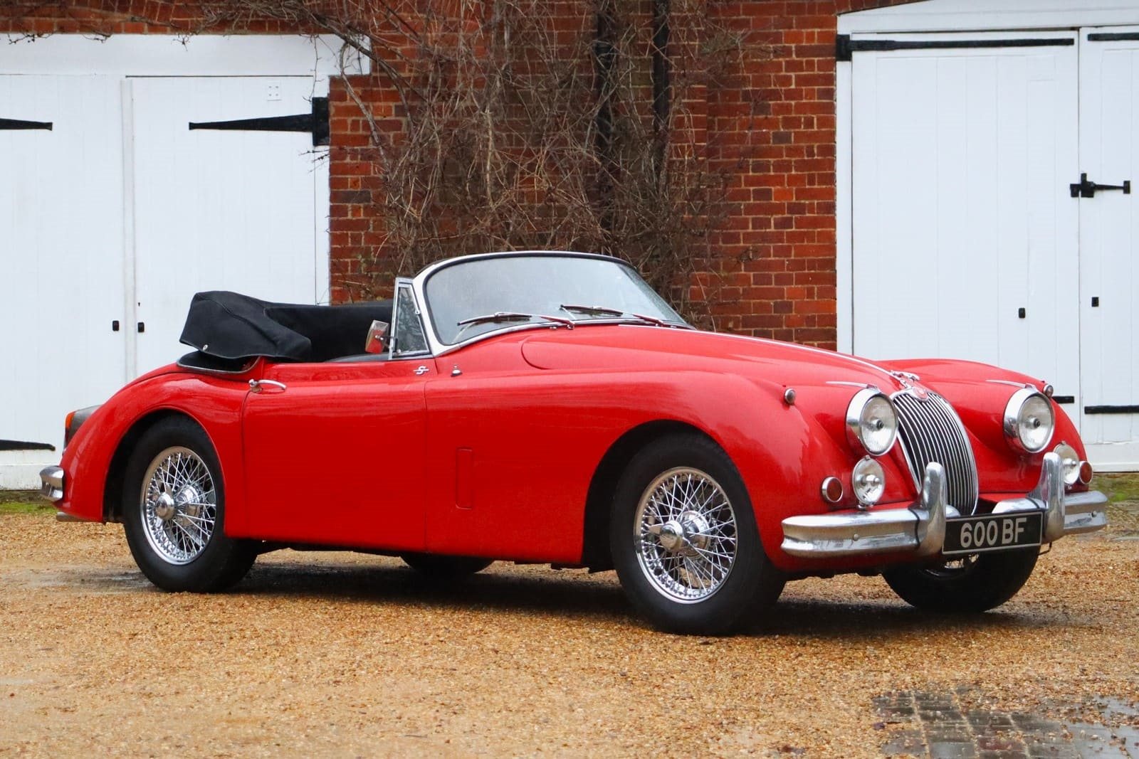 1957 - JAGUAR XK150 ROADSTER RED, foto 1