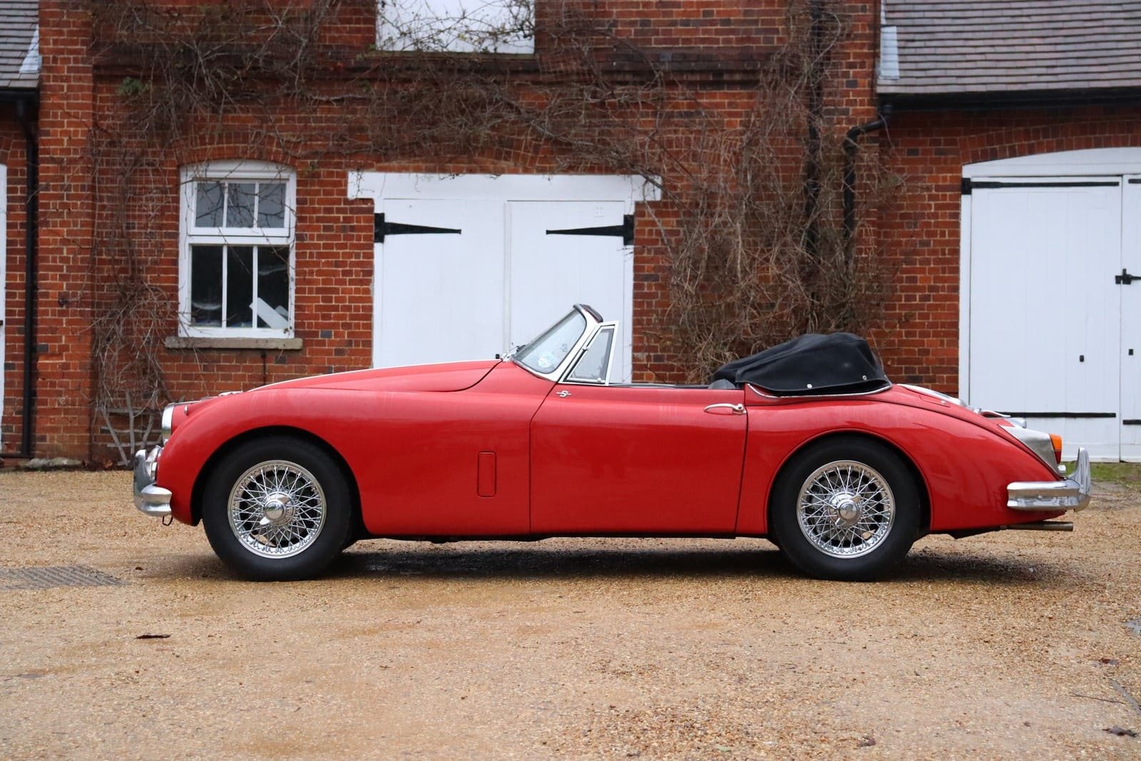 1957 - JAGUAR XK150 ROADSTER RED, foto 4
