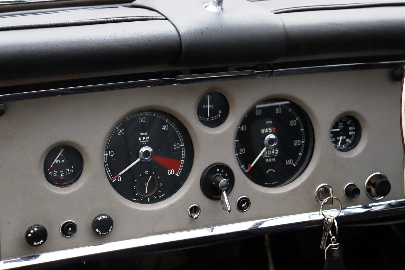 1957 - JAGUAR XK150 ROADSTER RED, foto 22