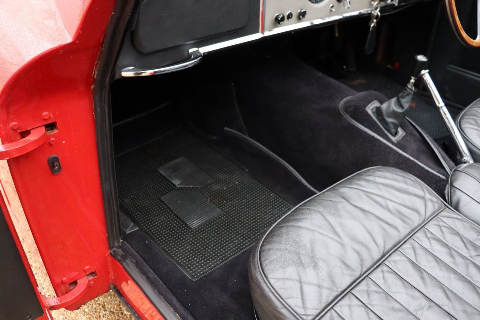 1957 - JAGUAR XK150 ROADSTER RED, foto 25