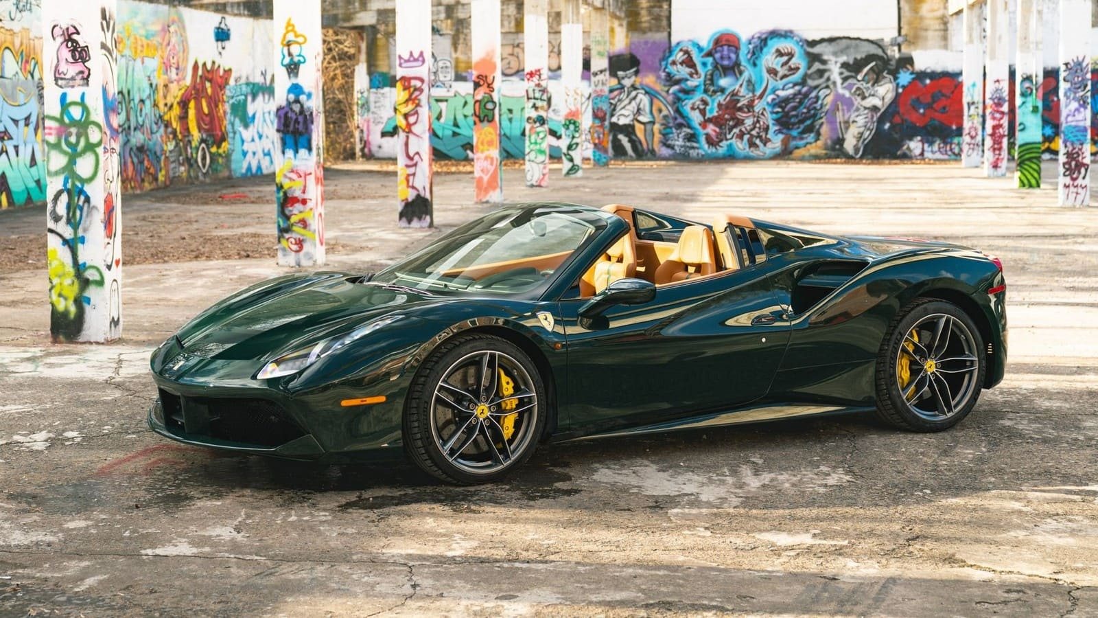 2017 - FERRARI F488 SPIDER VERDE BRITISH RACING, foto 1