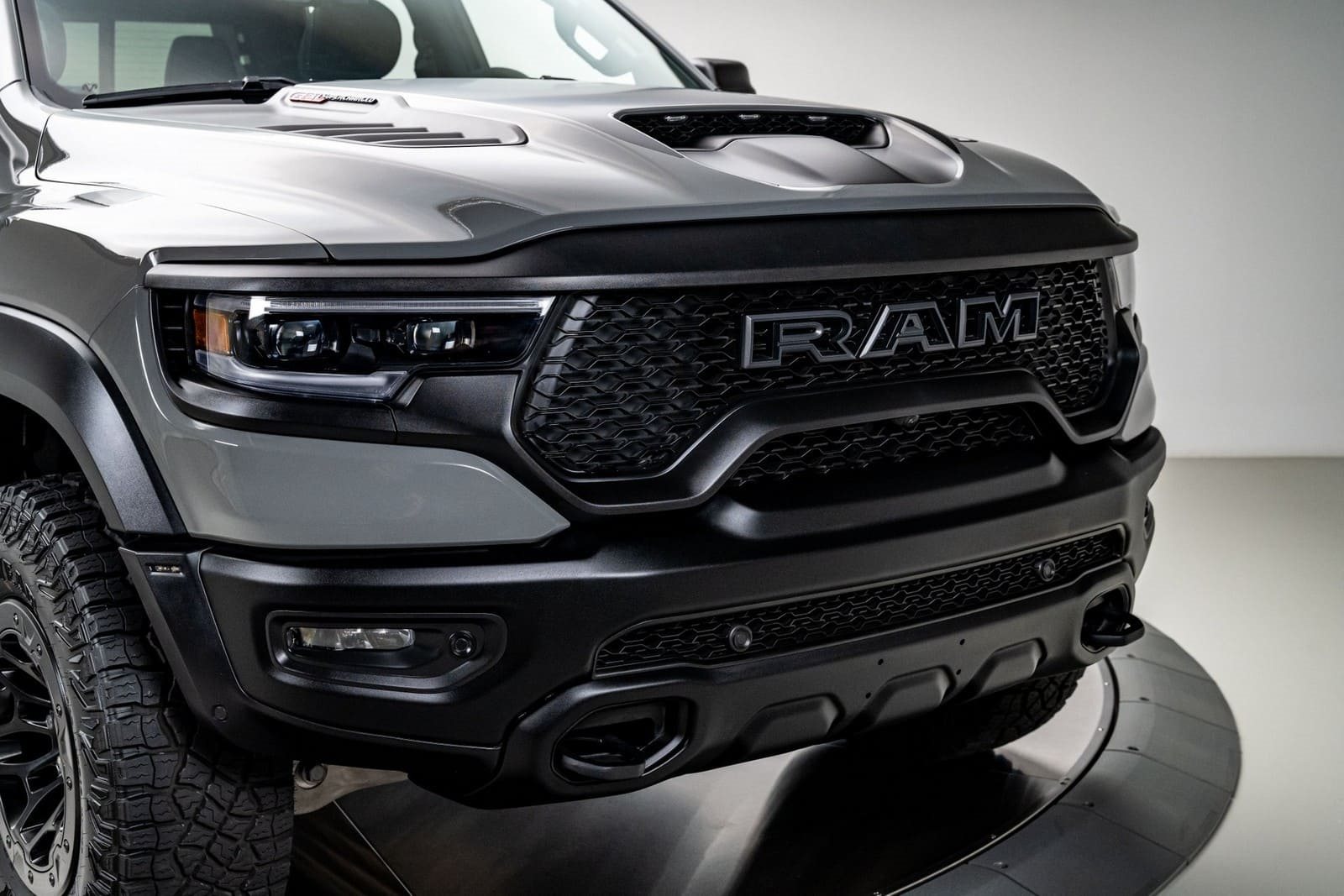 2023 - RAM 1500 TRX LUNAR EDITION, foto 5