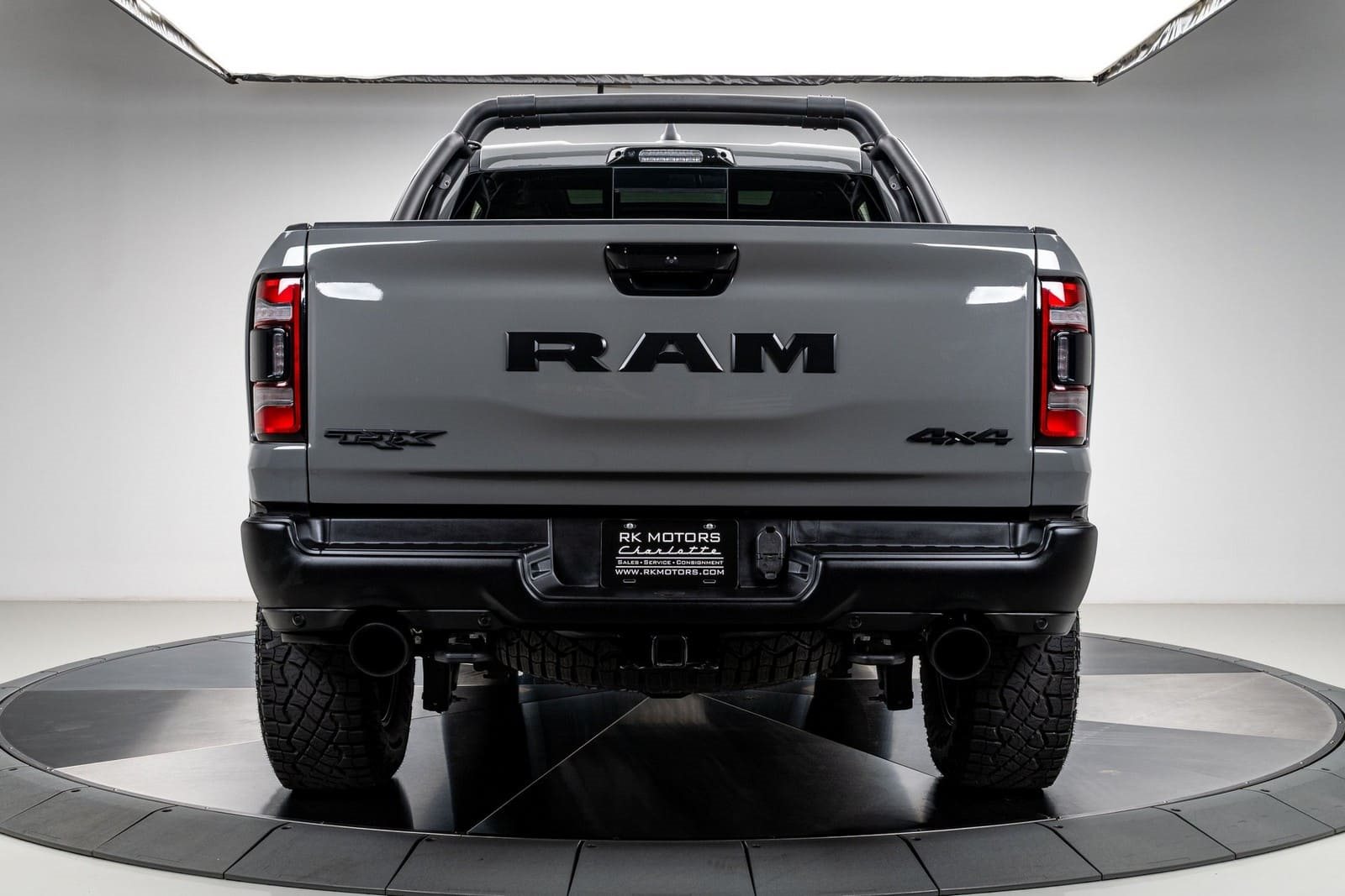 2023 - RAM 1500 TRX LUNAR EDITION, foto 15