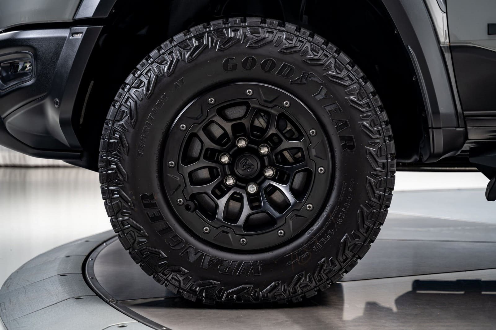 2023 - RAM 1500 TRX LUNAR EDITION, foto 33