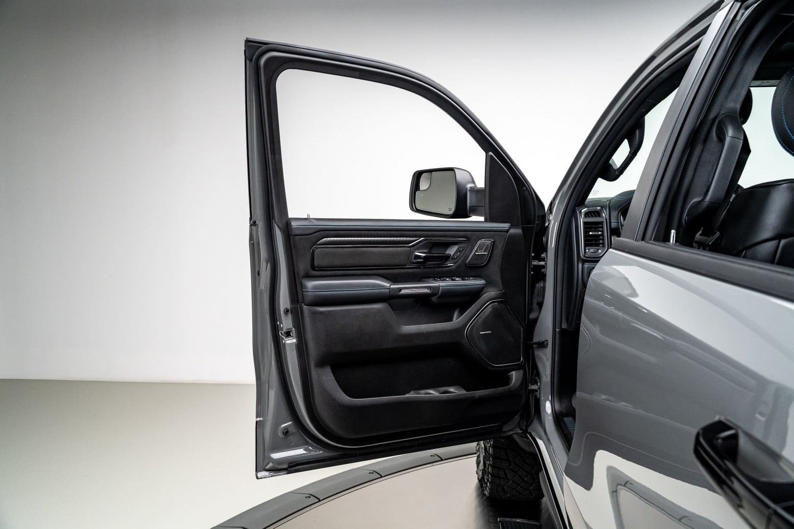 2023 - RAM 1500 TRX LUNAR EDITION, foto 48