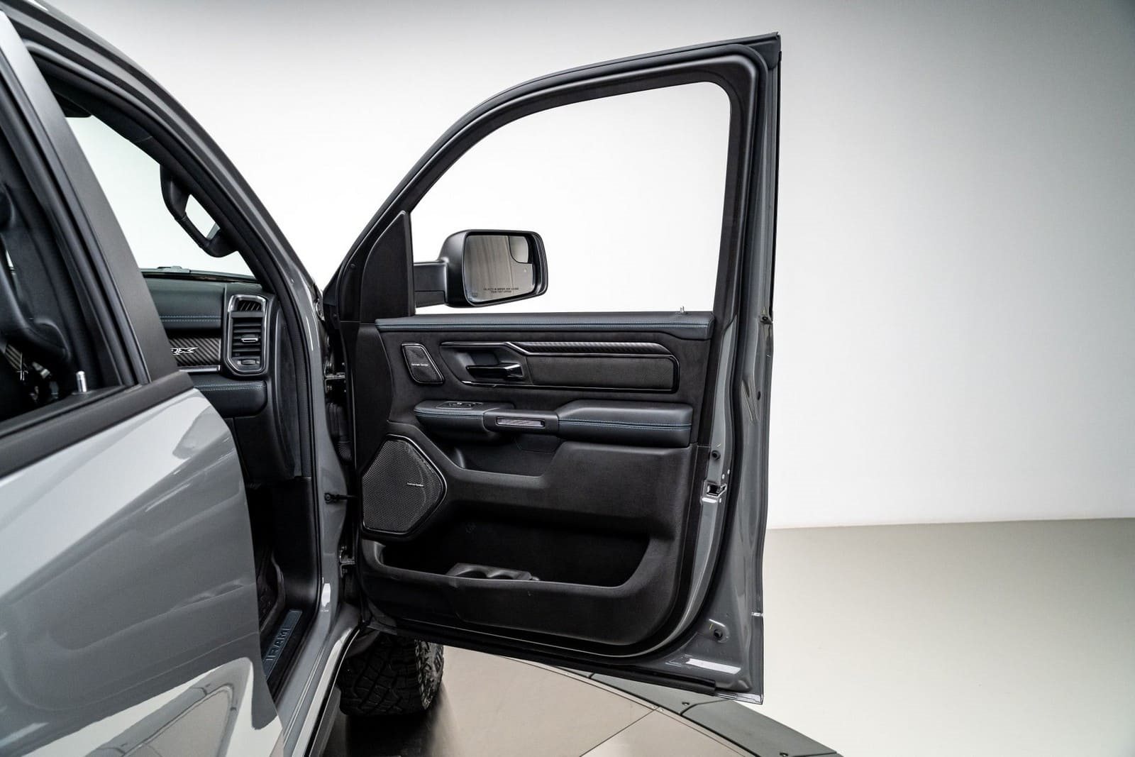 2023 - RAM 1500 TRX LUNAR EDITION, foto 89