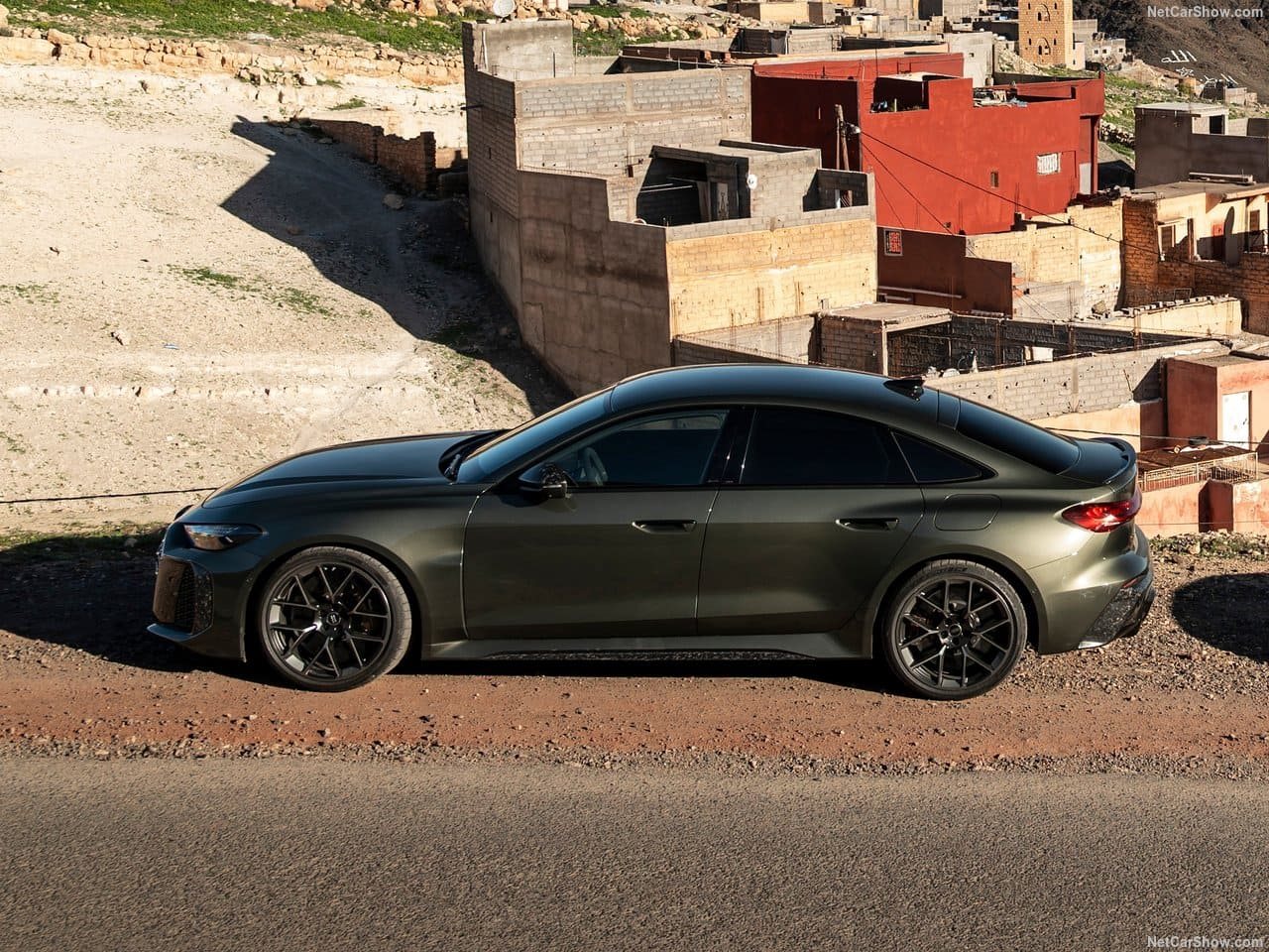 2027 - AUDI RS 5 SEDAN, foto 27