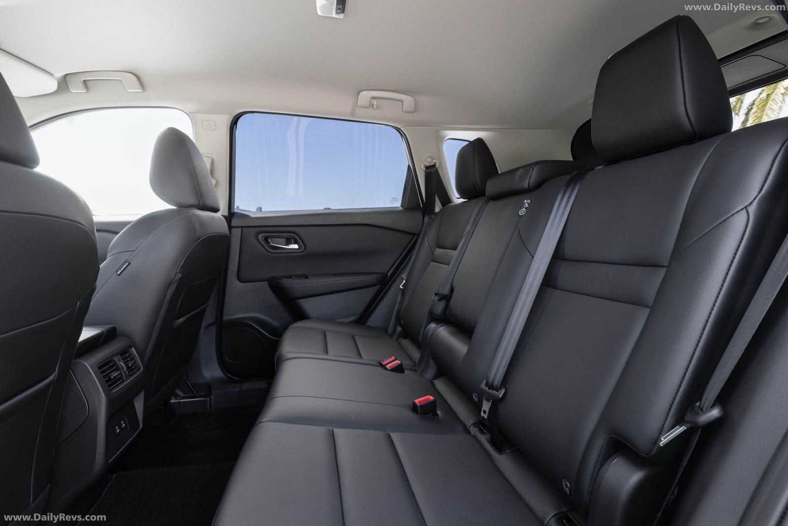 2026 - NISSAN X-TRAIL ST-L, foto 54