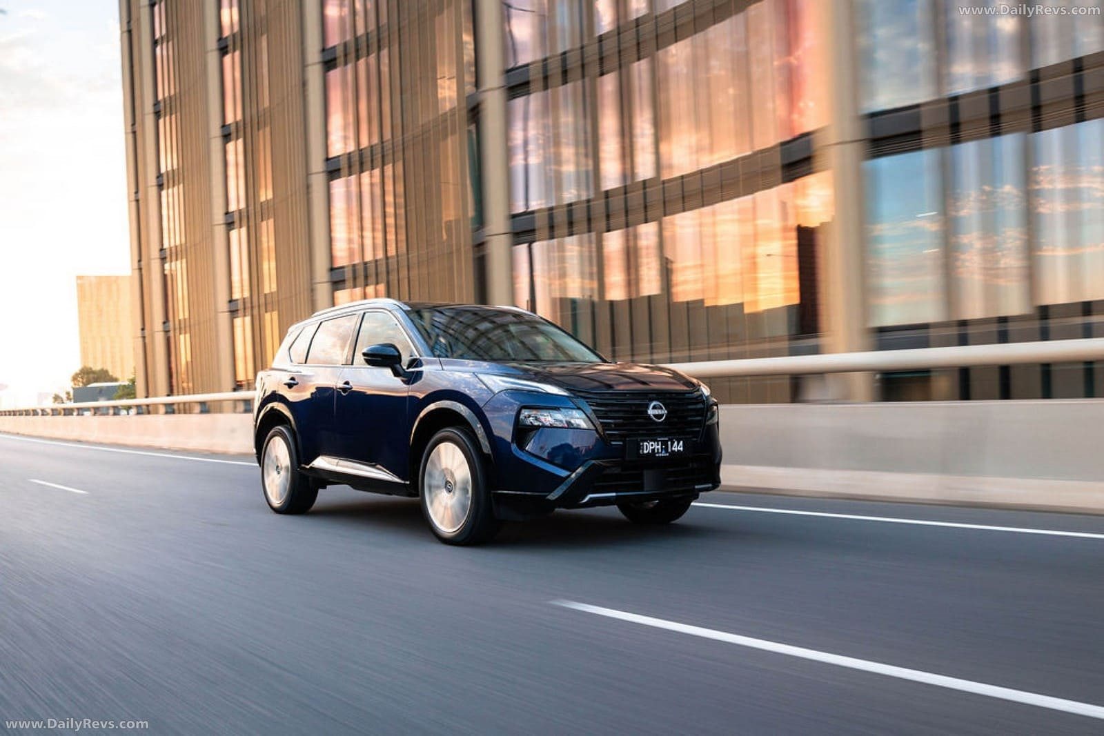 2026 - NISSAN X-TRAIL Ti-L e-POWER, foto 13