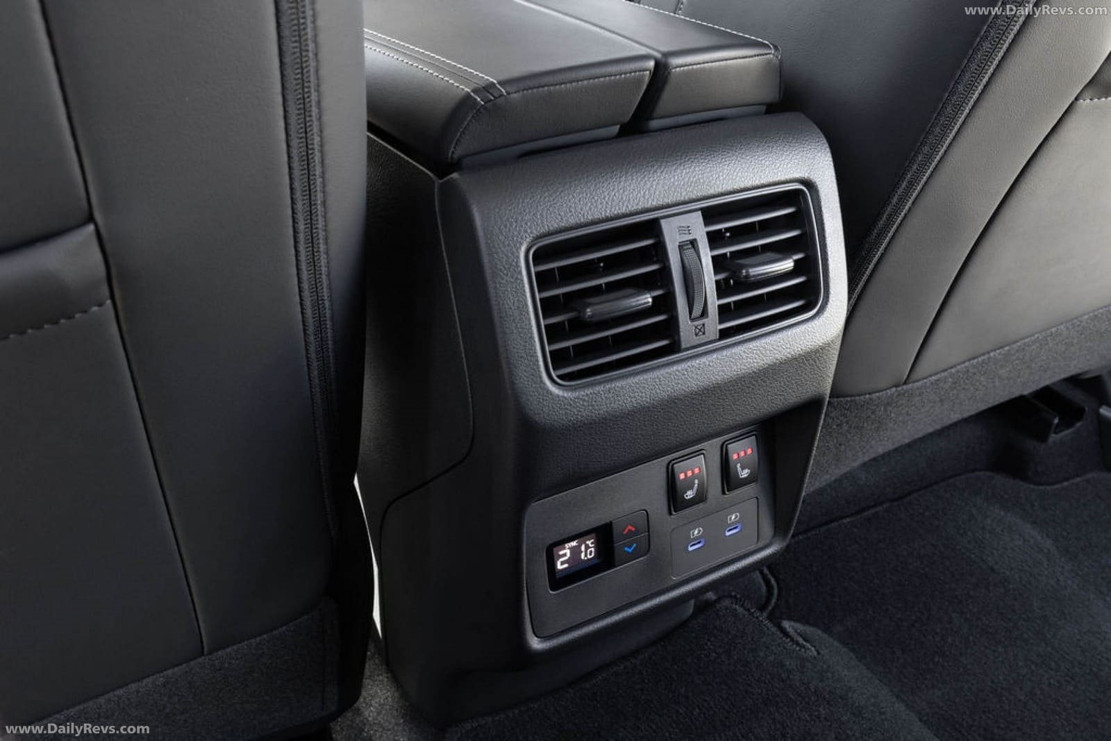 2026 - NISSAN X-TRAIL Ti-L e-POWER, foto 50