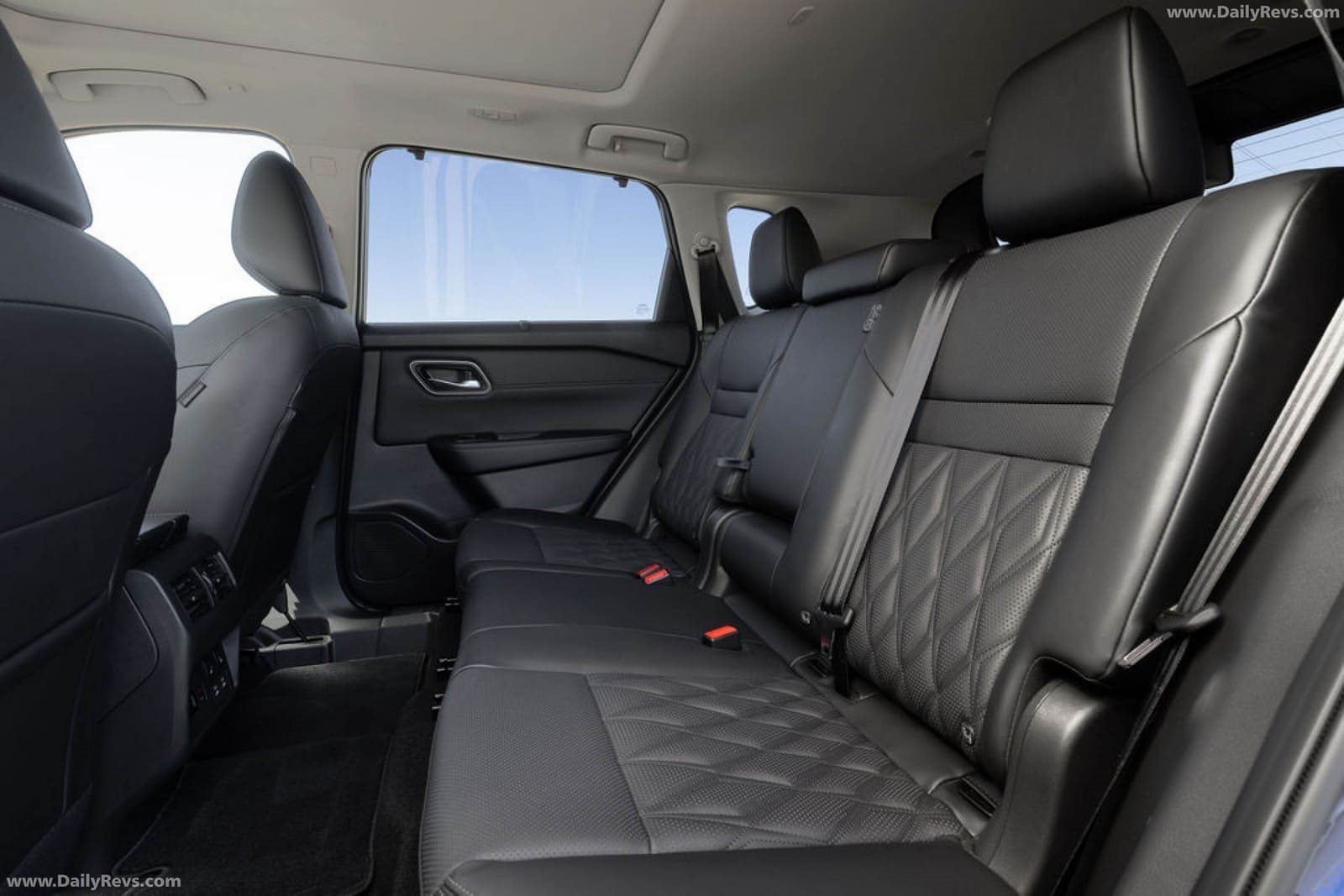 2026 - NISSAN X-TRAIL Ti-L e-POWER, foto 52