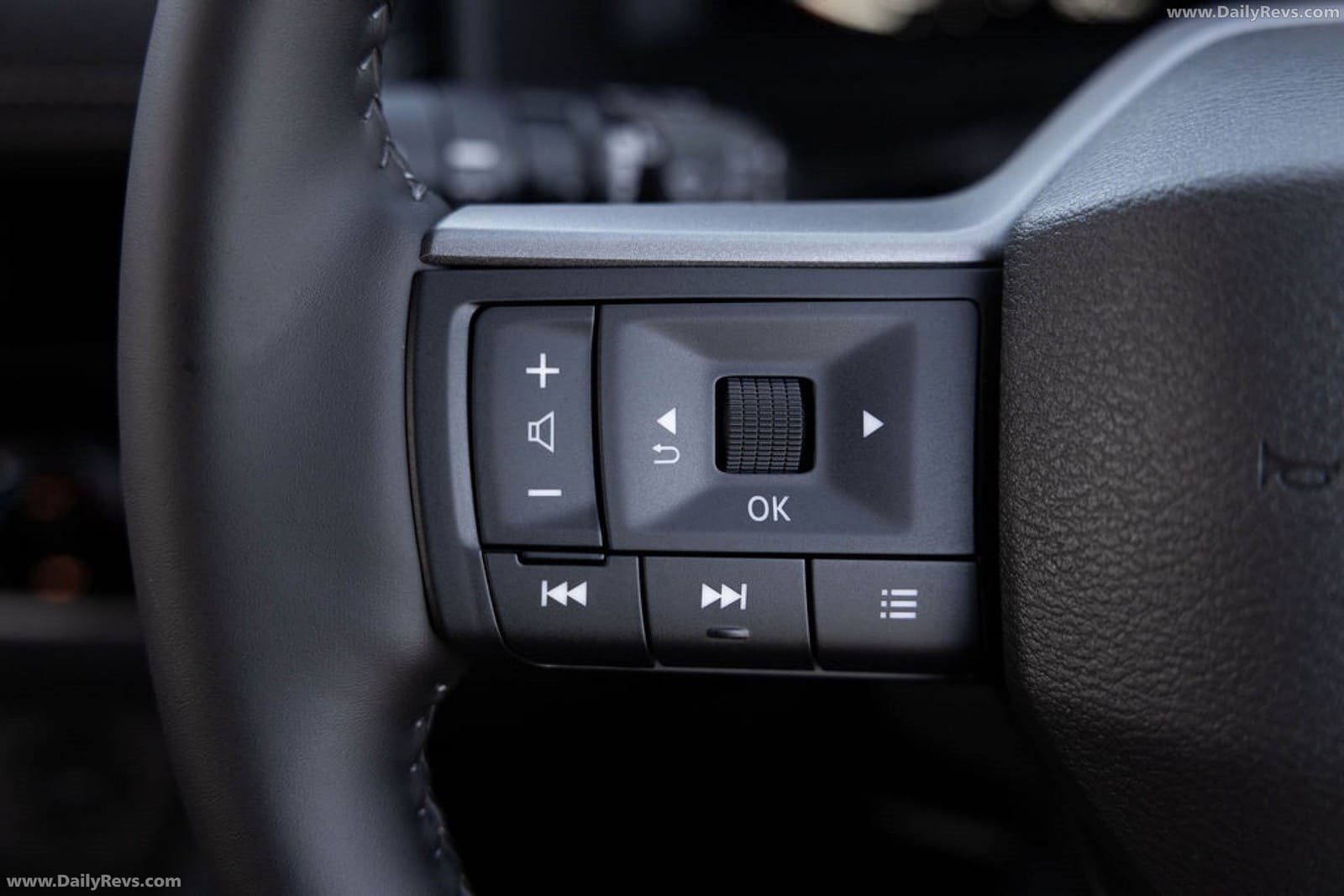 2026 - NISSAN X-TRAIL Ti-L e-POWER, foto 53