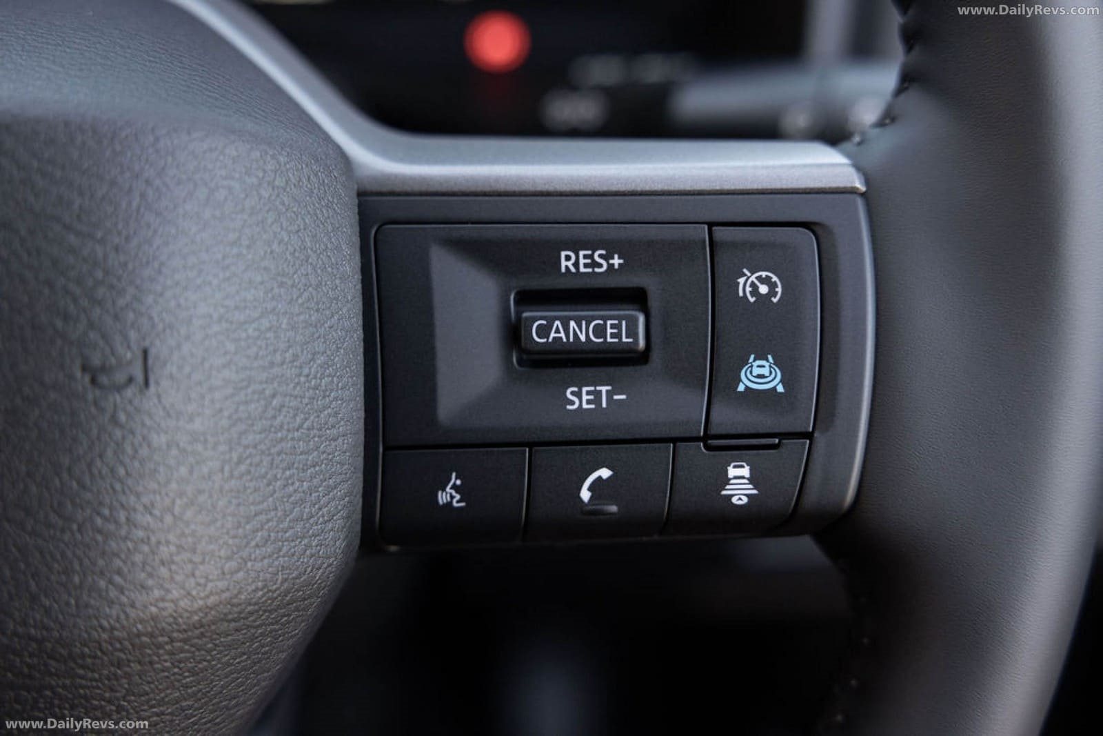2026 - NISSAN X-TRAIL Ti-L e-POWER, foto 54