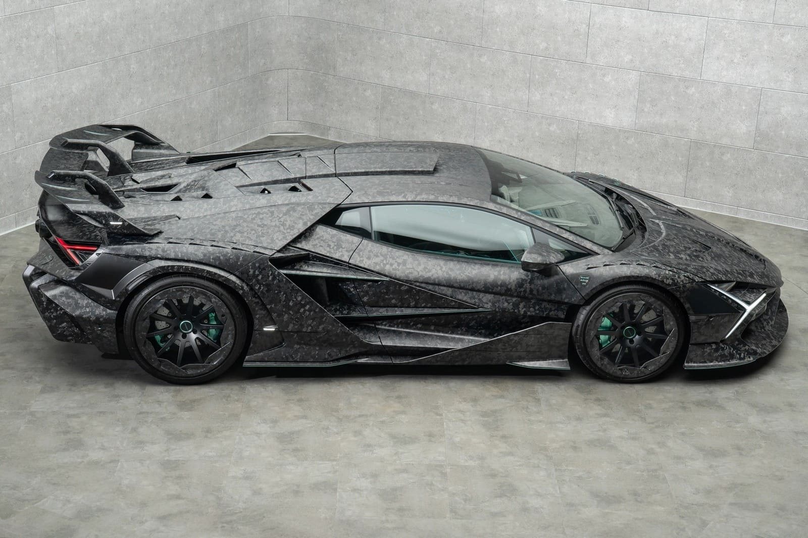 LAMBORGHINI REVUELTO MANSORY CARBONADO X, foto 4