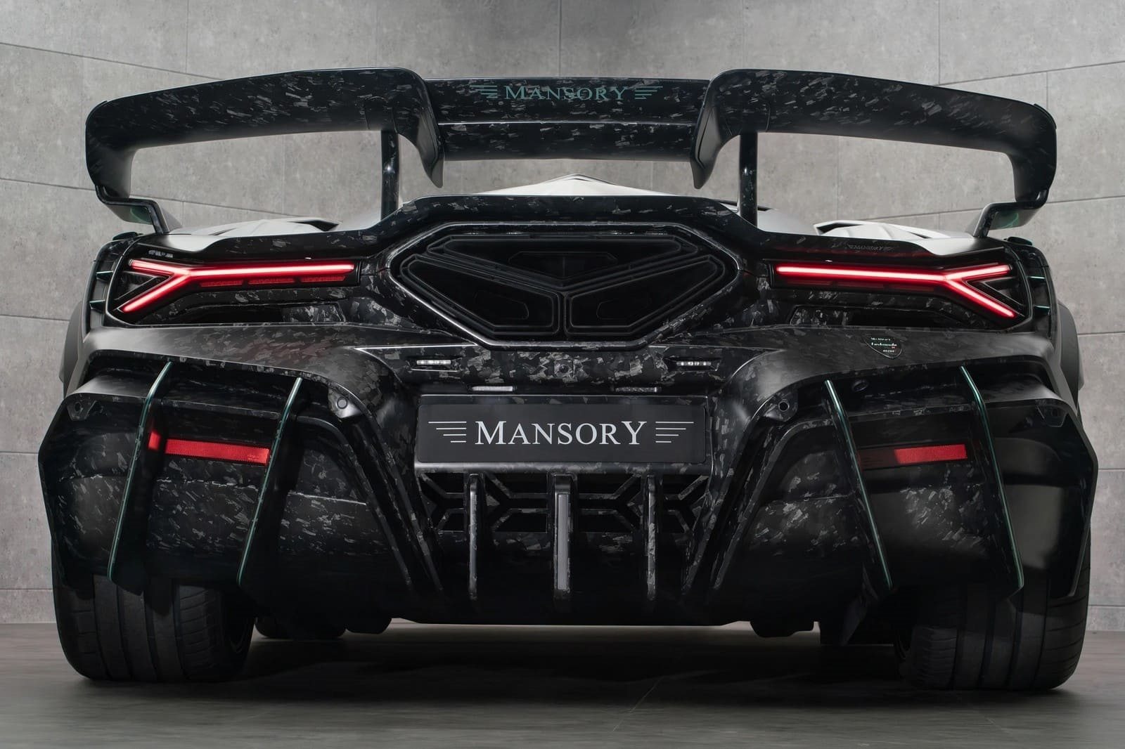 LAMBORGHINI REVUELTO MANSORY CARBONADO X, foto 8