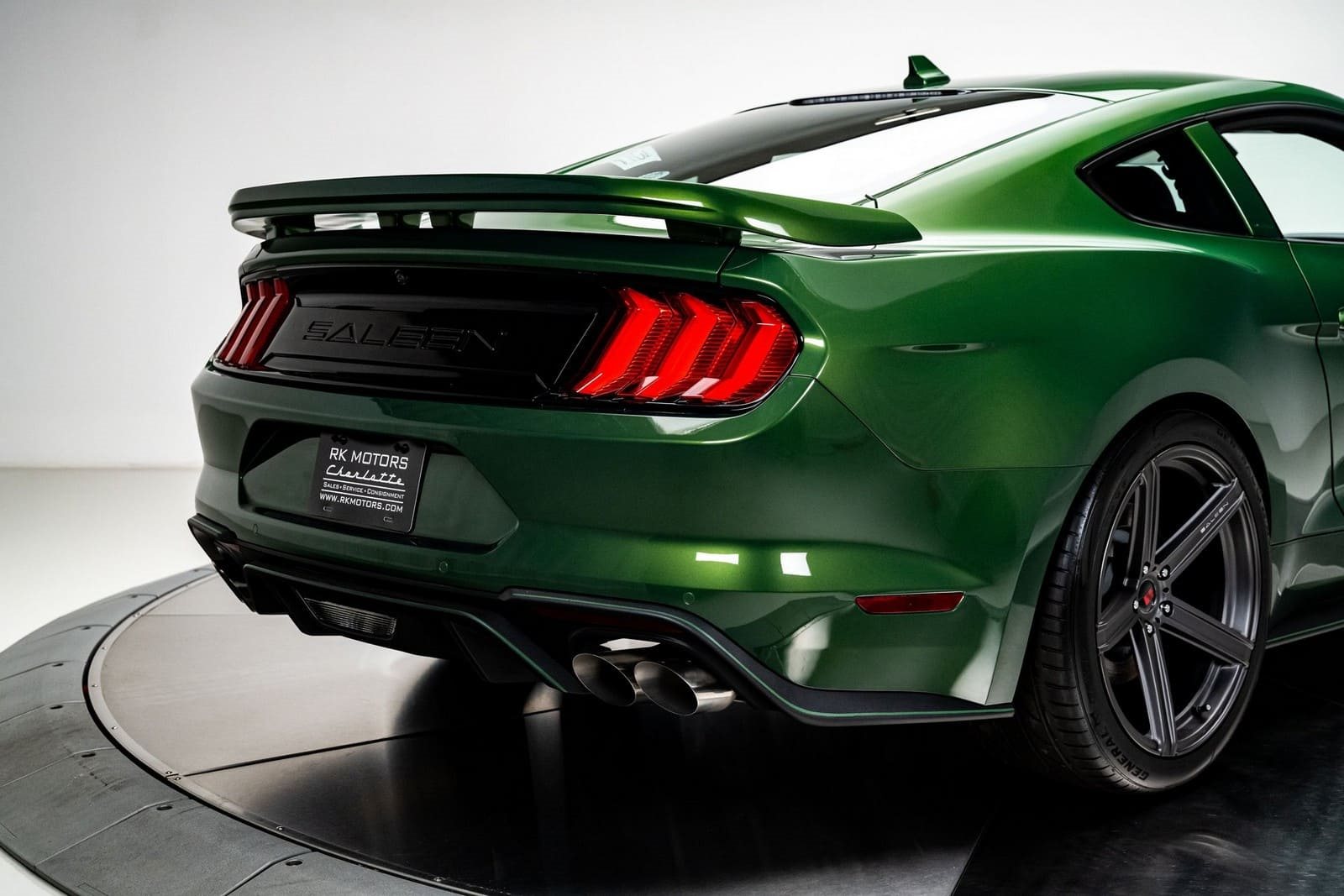 2022 - FORD MUSTANG SALEEN 302, foto 22