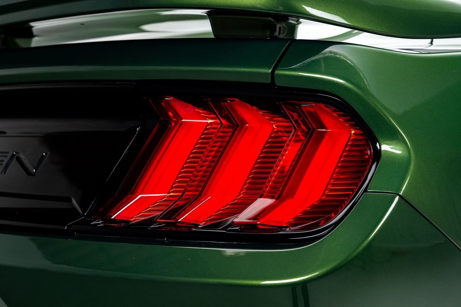 2022 - FORD MUSTANG SALEEN 302, foto 23