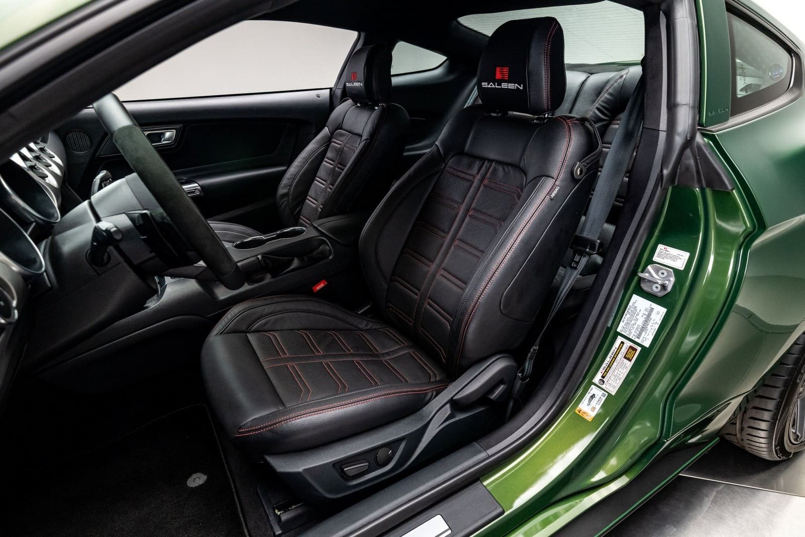 2022 - FORD MUSTANG SALEEN 302, foto 48