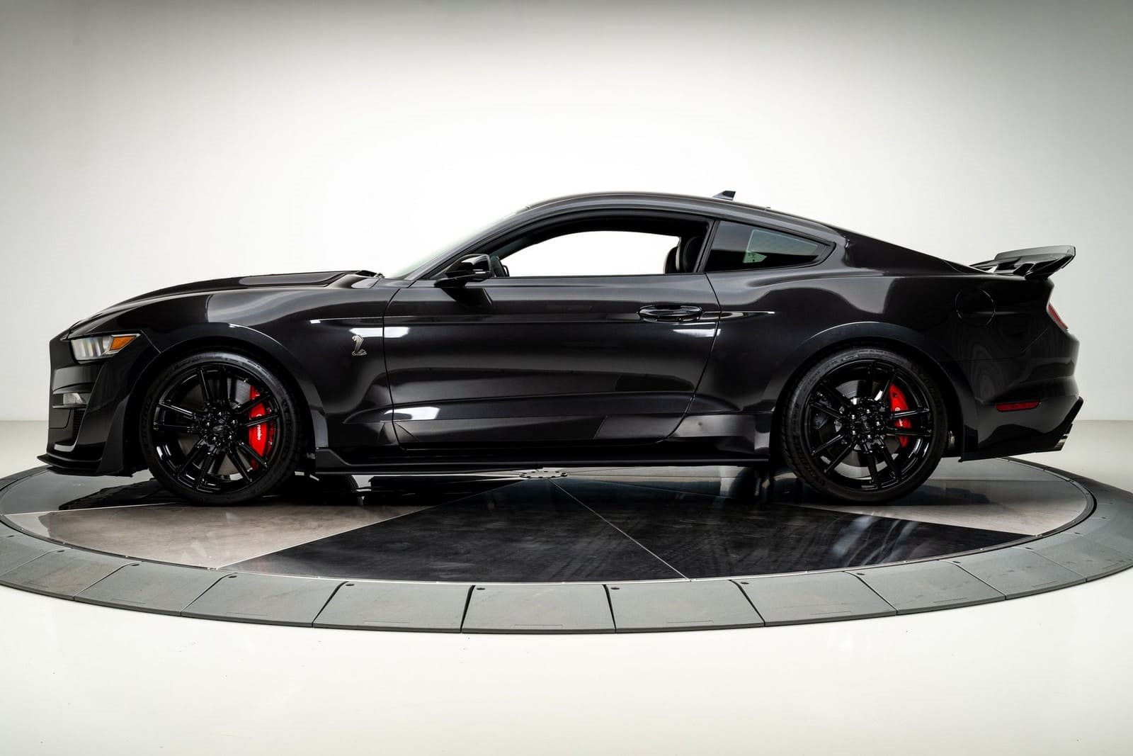 2022 - FORD MUSTANG SHELBY GT500 DARK MATTER GRAY METALLIC, foto 12