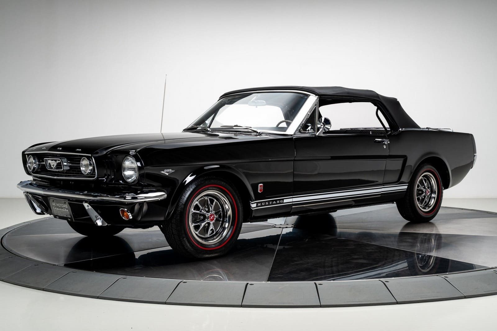 1966 - FORD MUSTANG CONVERTIBLE BLACK, foto 1