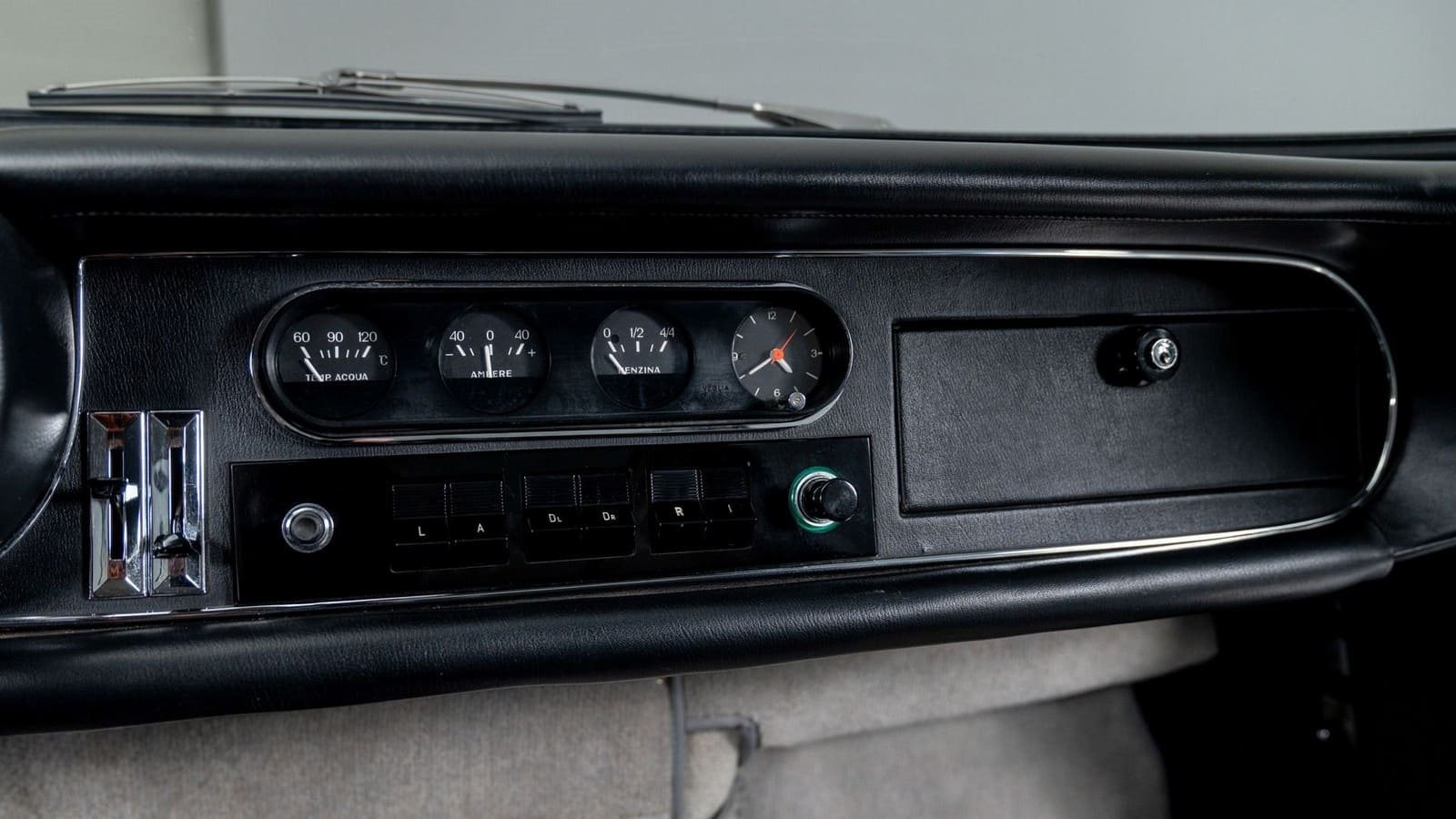 1967 - FERRARI F275 GTB/4 BLU CHIARO, foto 27
