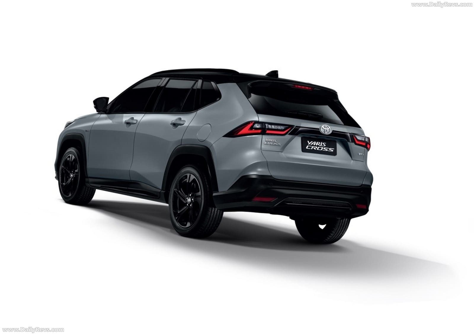 2026 - TOYOTA YARIS CROSS NIGHTSHADE, foto 4