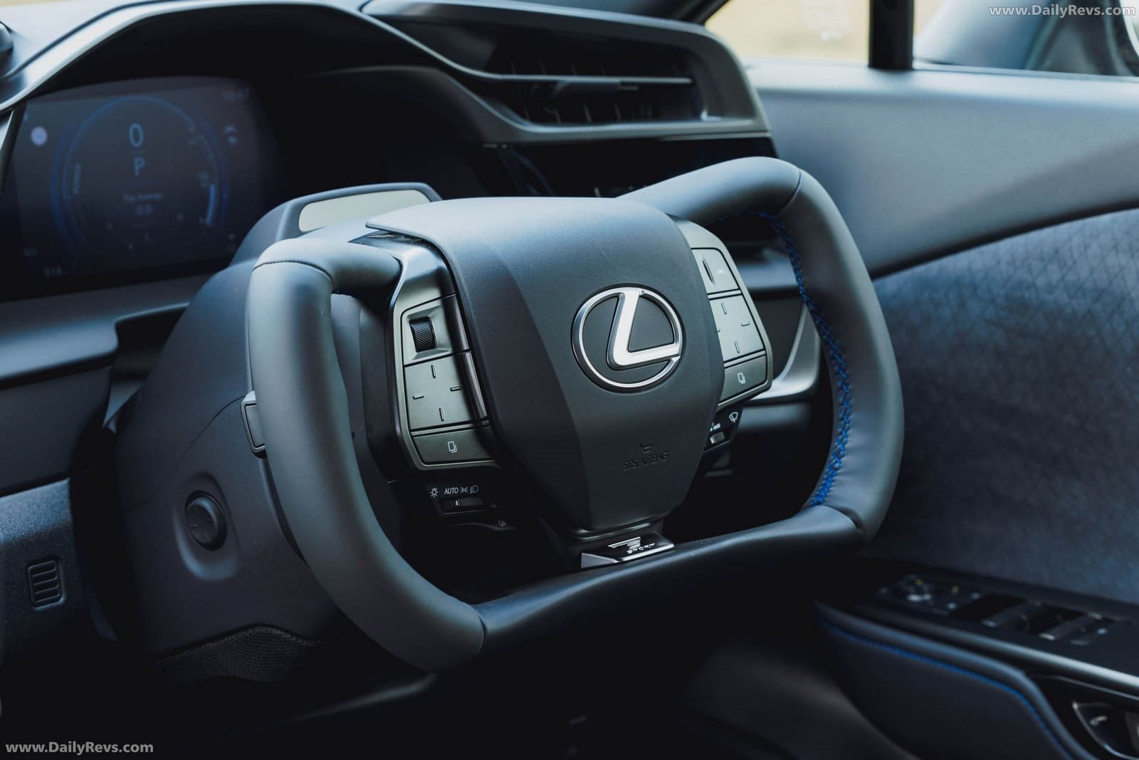 LEXUS RZ 550e F SPORT UK VERSION, foto 57