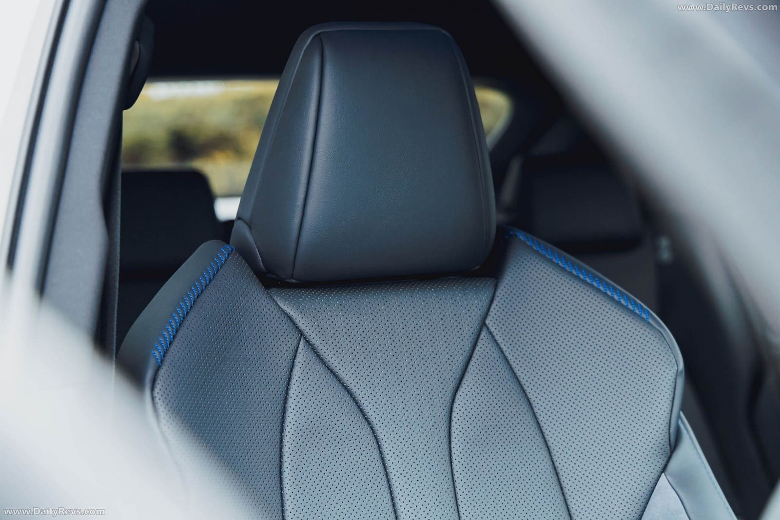 LEXUS RZ 550e F SPORT UK VERSION, foto 65
