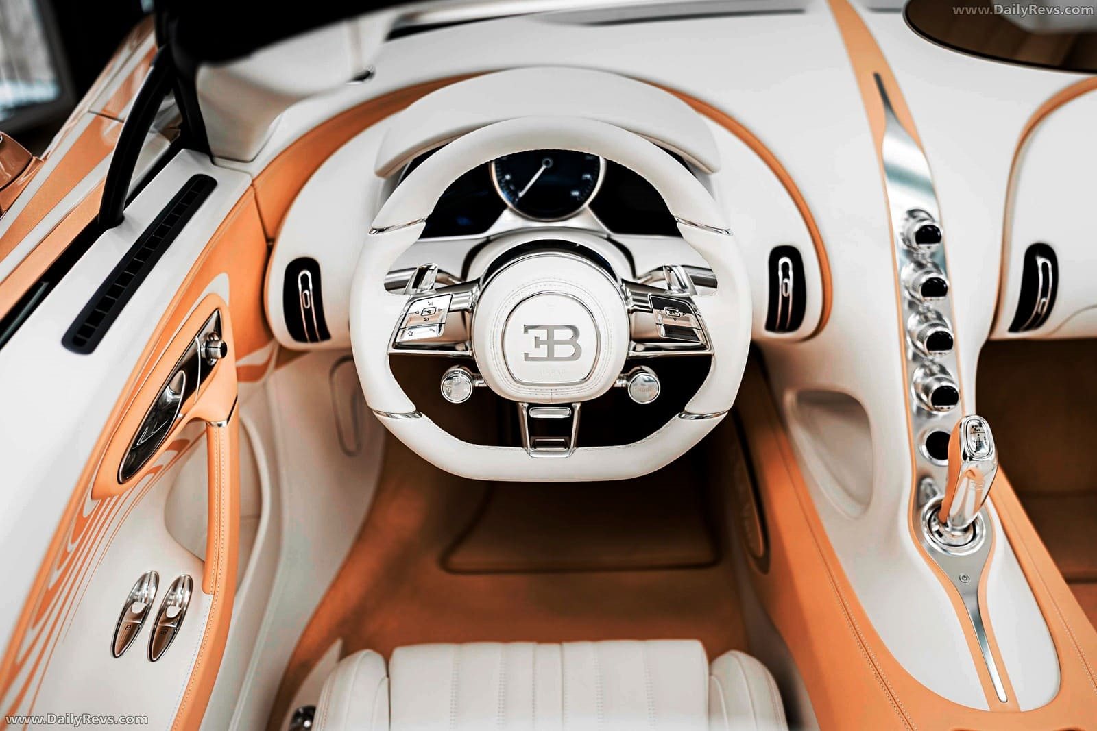 BUGATTI W16 MISTRAL ‘LA PERLE RARE’, foto 3