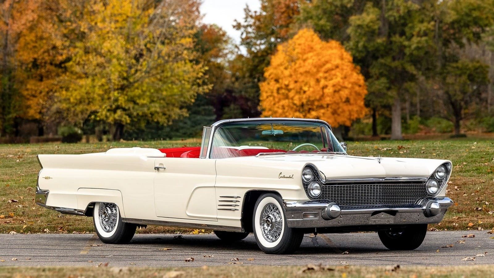 1960 - LINCOLN CONTINENTAL MARK V CONVERTIBLE, foto 1