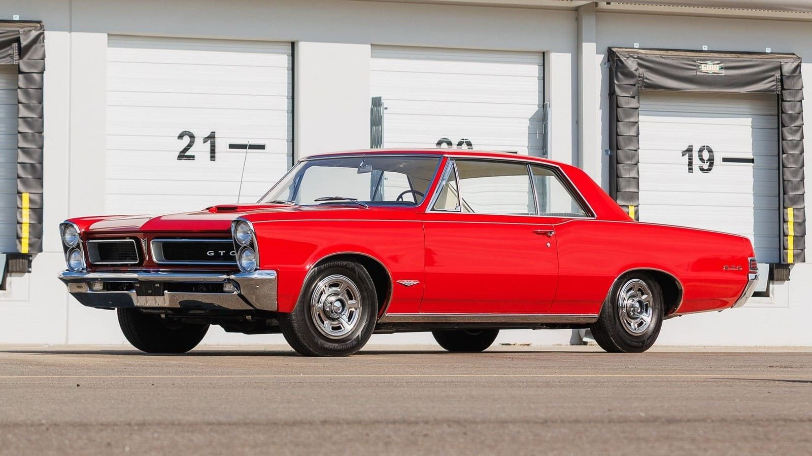 PONTIAC GTO HARDTOP COUPE MONTERO RED, foto 1