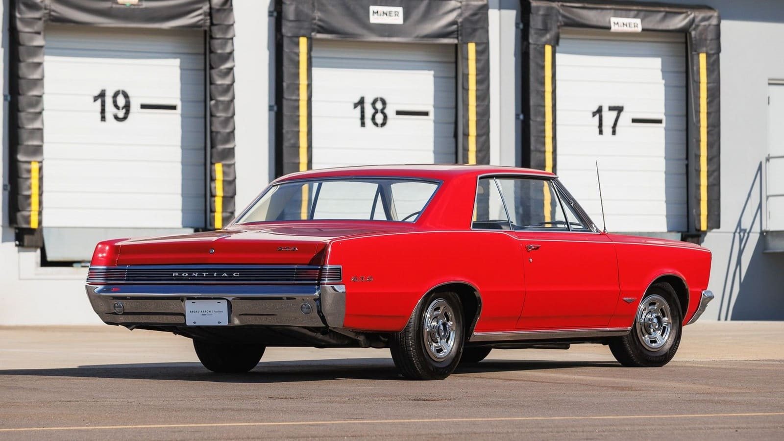 PONTIAC GTO HARDTOP COUPE MONTERO RED, foto 2