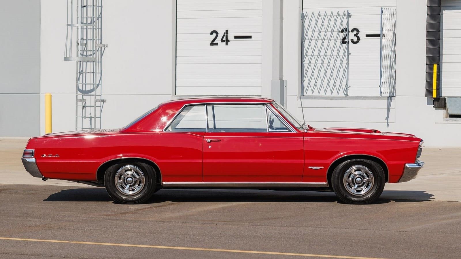 PONTIAC GTO HARDTOP COUPE MONTERO RED, foto 12