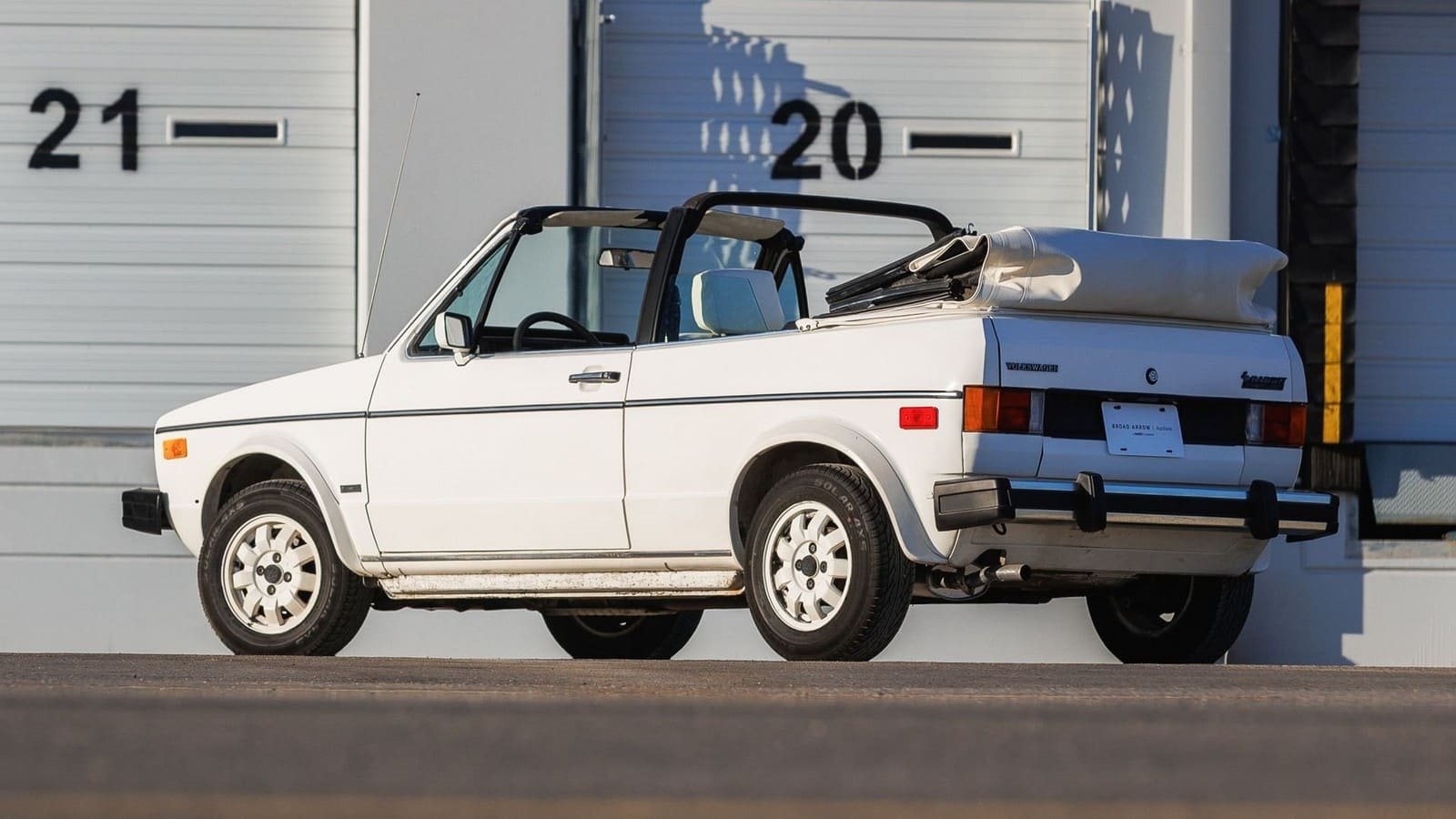 1983 - VOLKSWAGEN RABBIT CONVERTIBLE WOLFSBURG LIMITED EDITION, foto 11