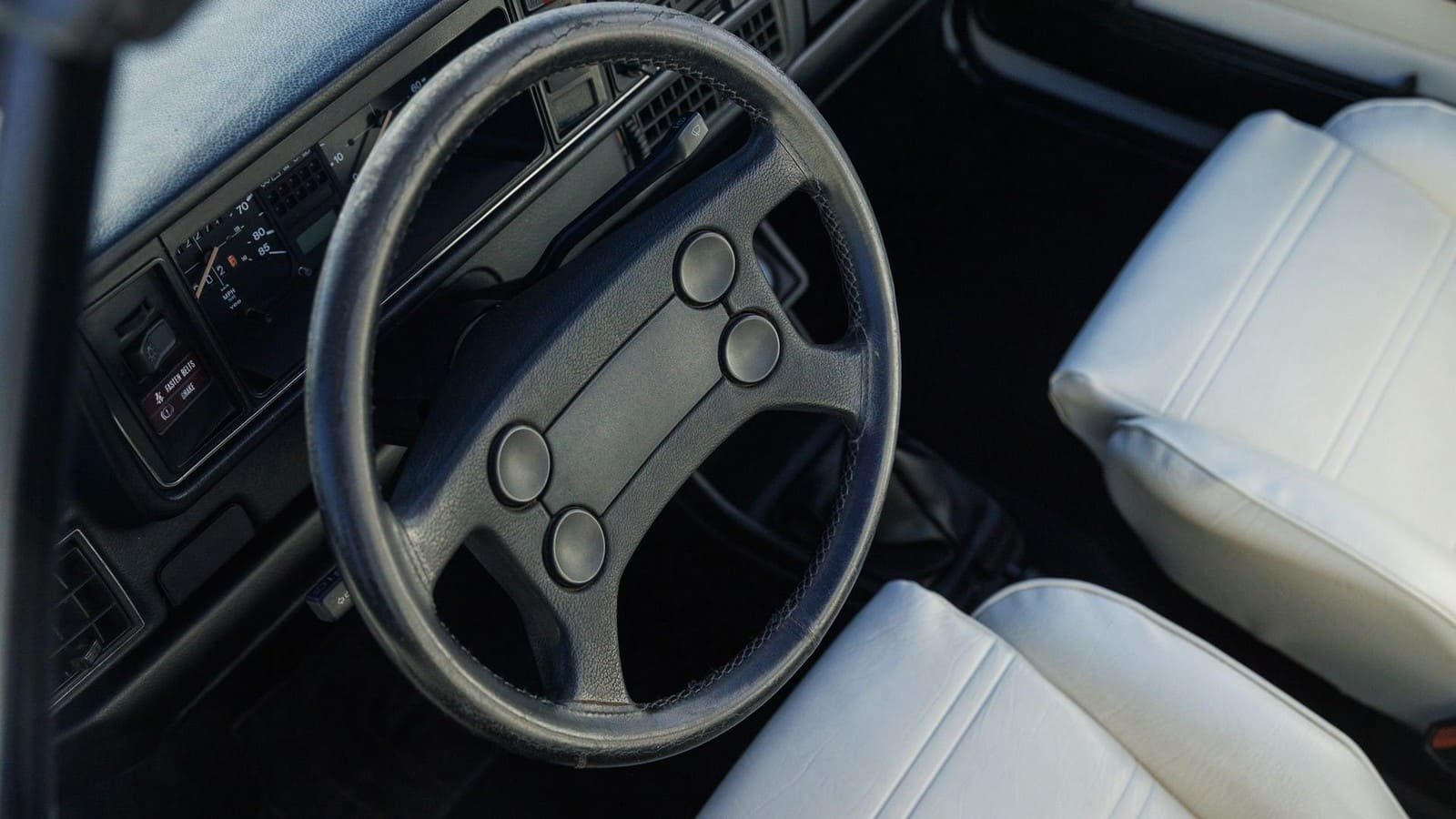 1983 - VOLKSWAGEN RABBIT CONVERTIBLE WOLFSBURG LIMITED EDITION, foto 28