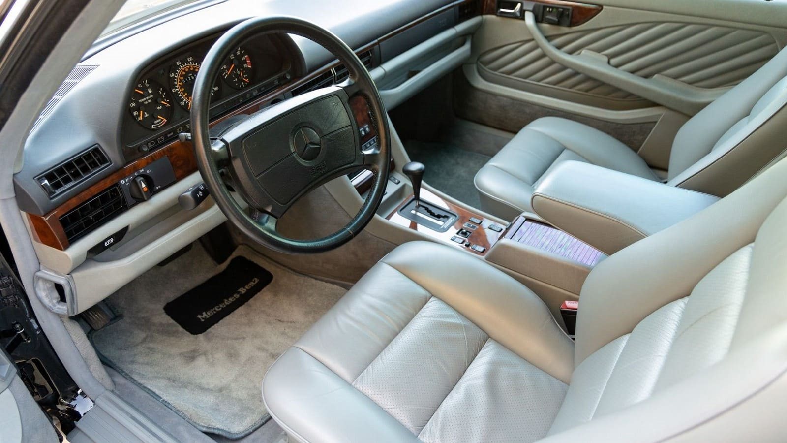 1991 - MERCEDES-BENZ 560 SEC BLACK, foto 47