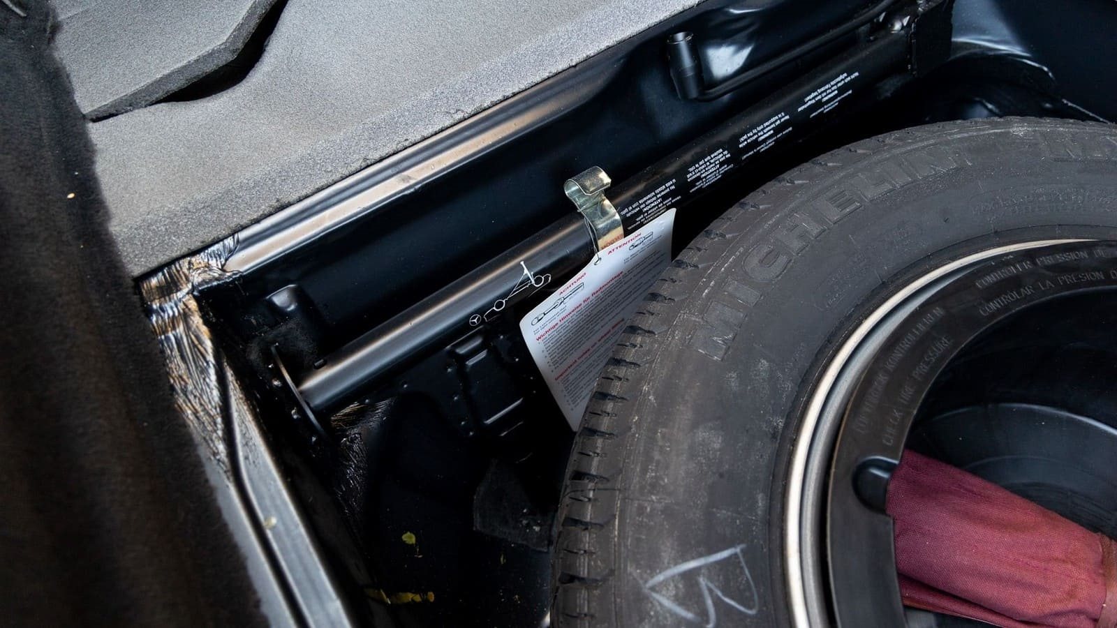 1991 - MERCEDES-BENZ 560 SEC BLACK, foto 95