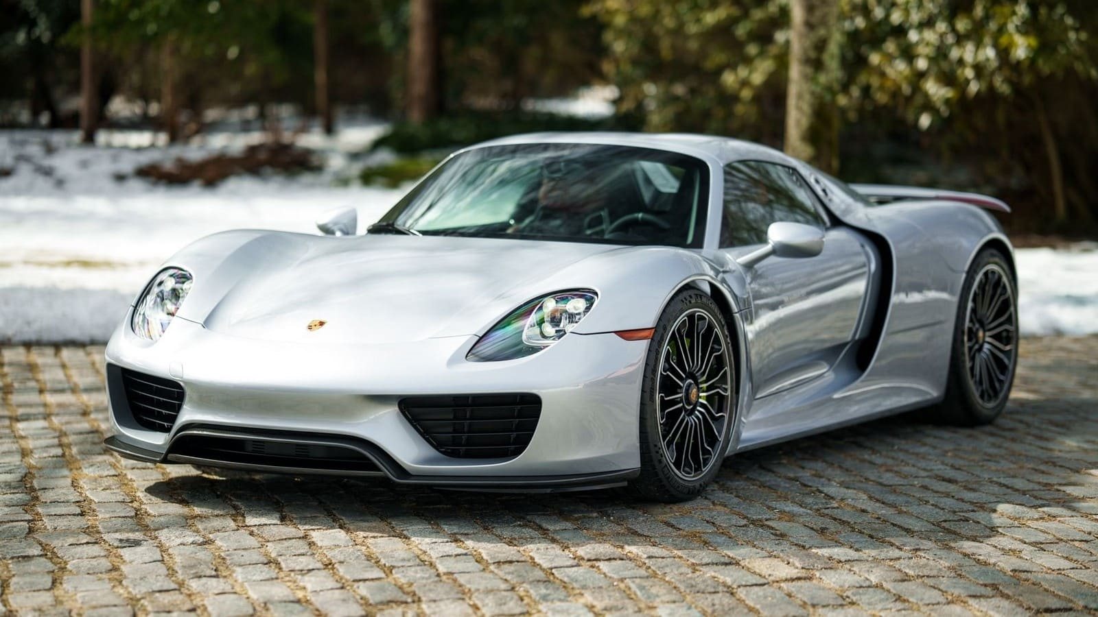2015 - PORSCHE 918 SPYDER RHODIUM SILVER, foto 1