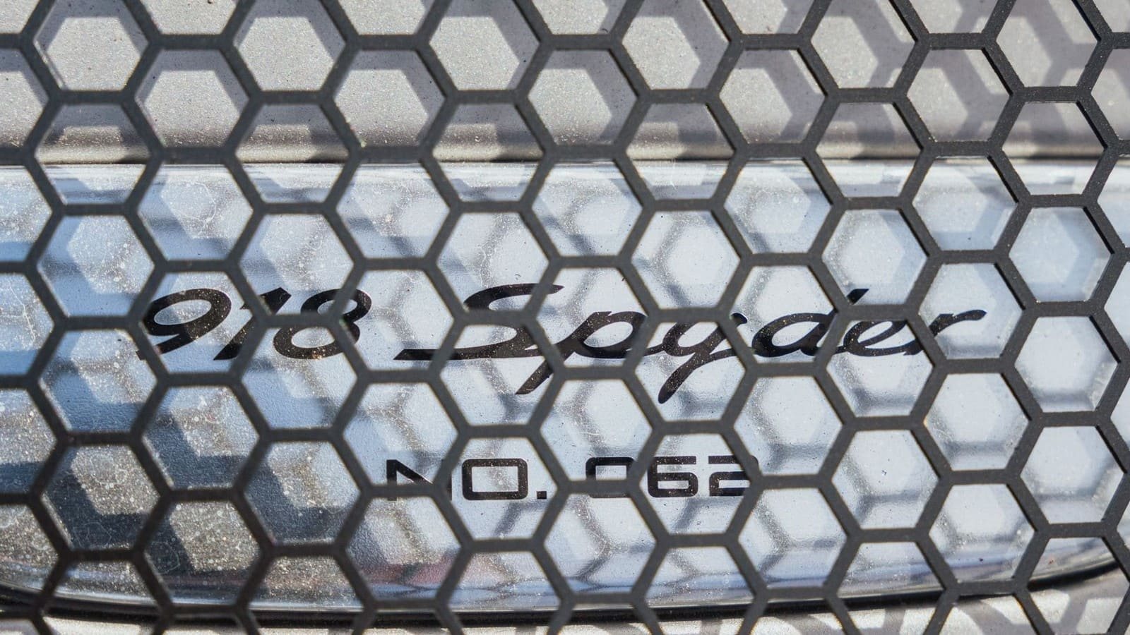 2015 - PORSCHE 918 SPYDER RHODIUM SILVER, foto 26