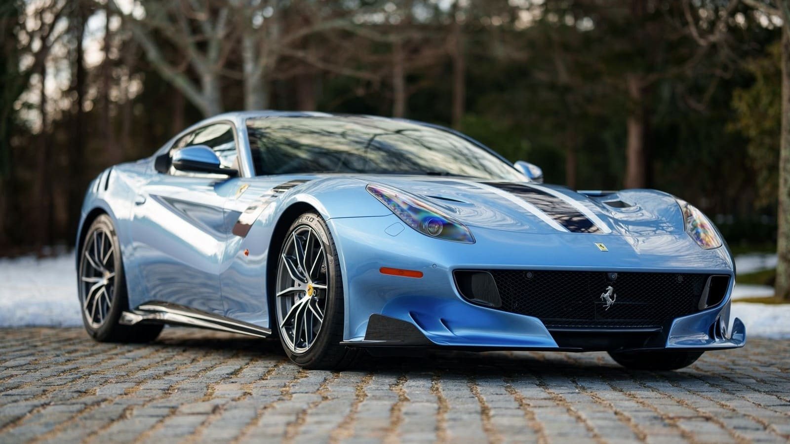 2017 - FERRARI F12tdf AZZURRO CALIFORNIA, foto 6