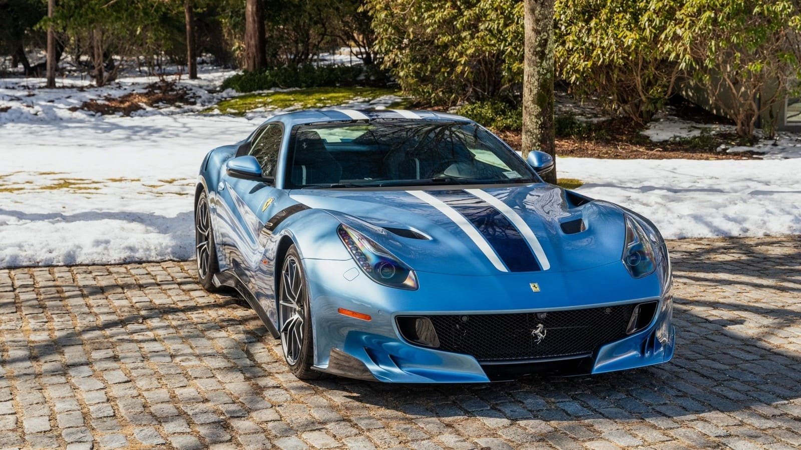 2017 - FERRARI F12tdf AZZURRO CALIFORNIA, foto 12