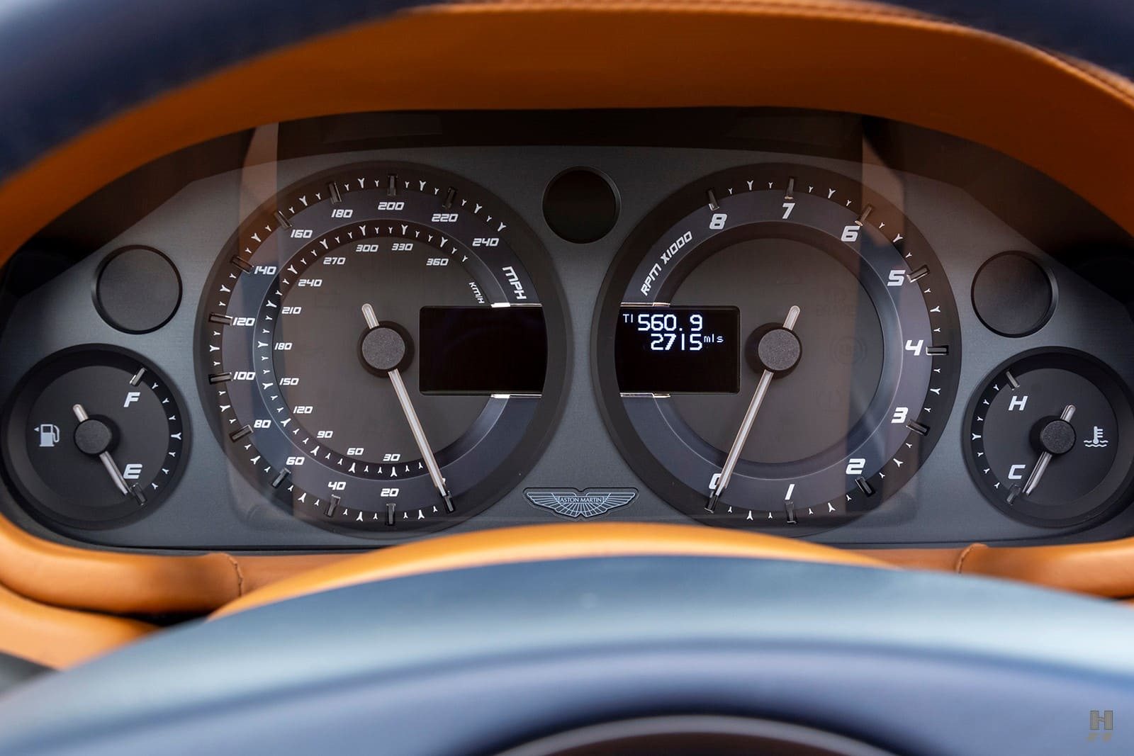 2018 - ASTON MARTIN VANQUISH ZAGATO VOLANTE ORIENT BLUE, foto 12