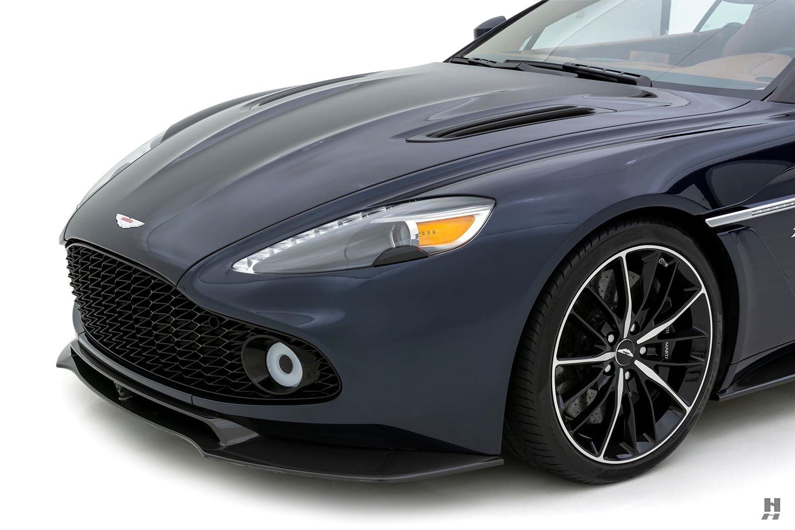2018 - ASTON MARTIN VANQUISH ZAGATO VOLANTE ORIENT BLUE, foto 20