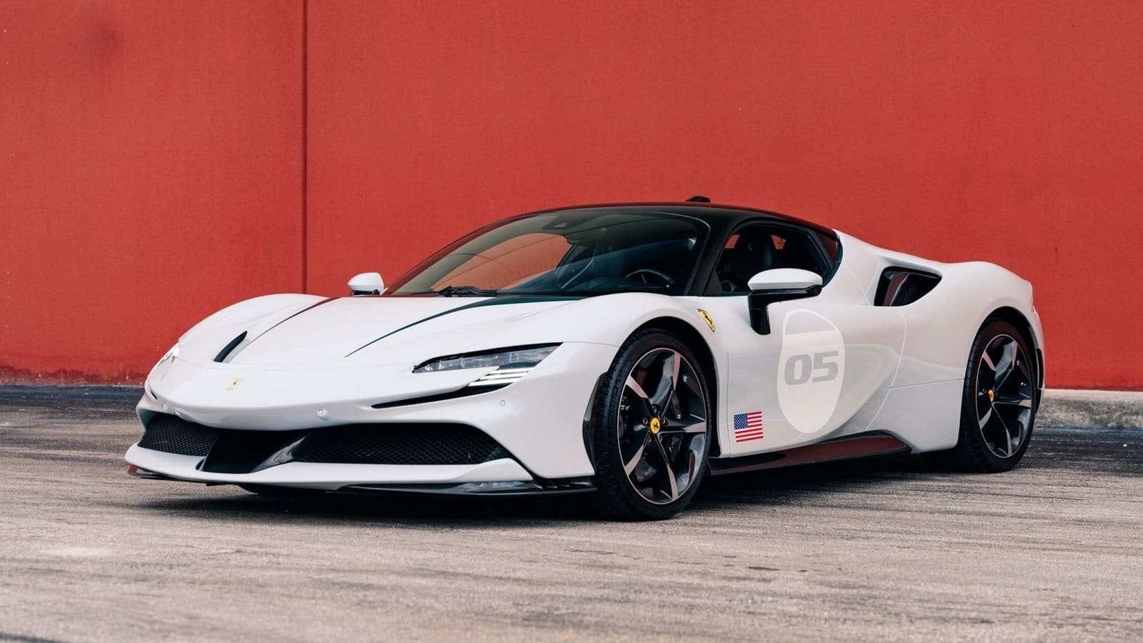 FERRARI SF90 STRADALE 10TH ANNIVERSARY CAVALCADE COLLECTION, foto 1