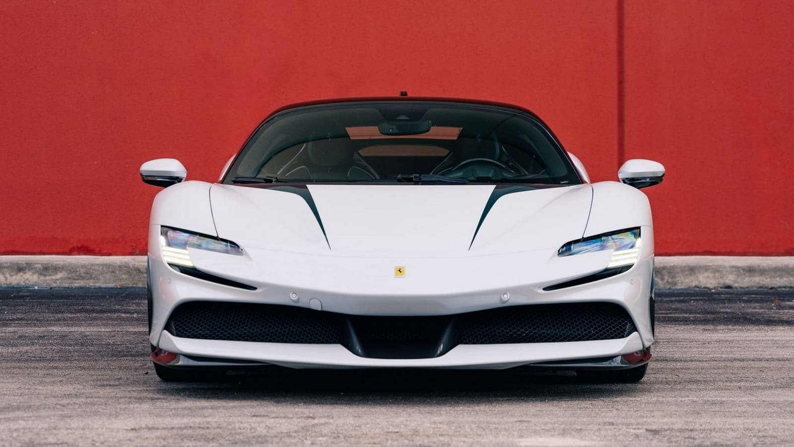FERRARI SF90 STRADALE 10TH ANNIVERSARY CAVALCADE COLLECTION, foto 4