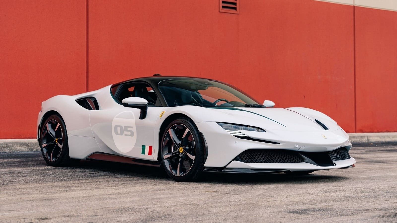 FERRARI SF90 STRADALE 10TH ANNIVERSARY CAVALCADE COLLECTION, foto 7