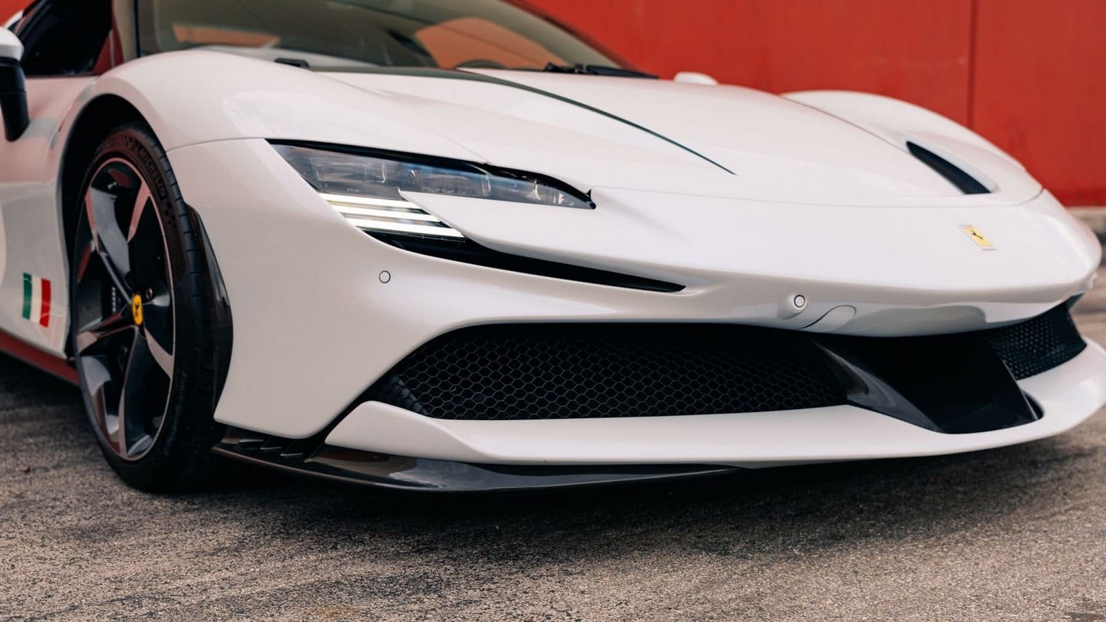 FERRARI SF90 STRADALE 10TH ANNIVERSARY CAVALCADE COLLECTION, foto 29