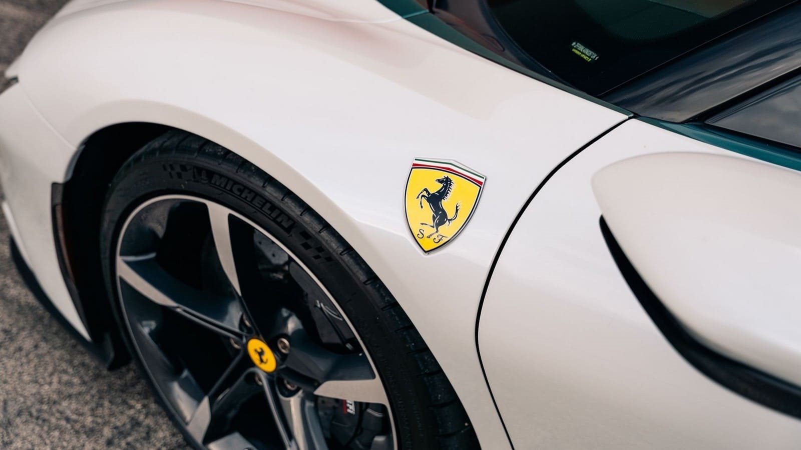 FERRARI SF90 STRADALE 10TH ANNIVERSARY CAVALCADE COLLECTION, foto 35